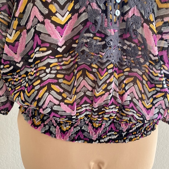 Nordstrom brand Daniel rainn blouse. Size PM multicolor - Picture 2 of 6